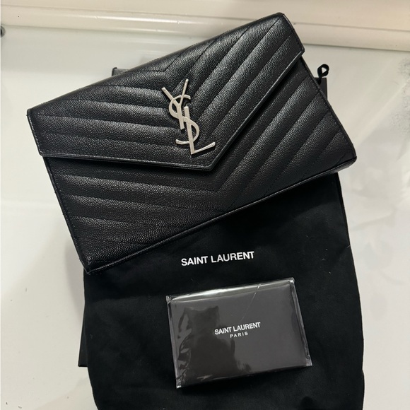 YSL BAG - Picture 1 of 2